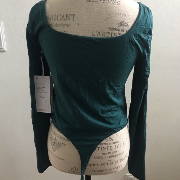 Lululemon top - Picture 3 of 5